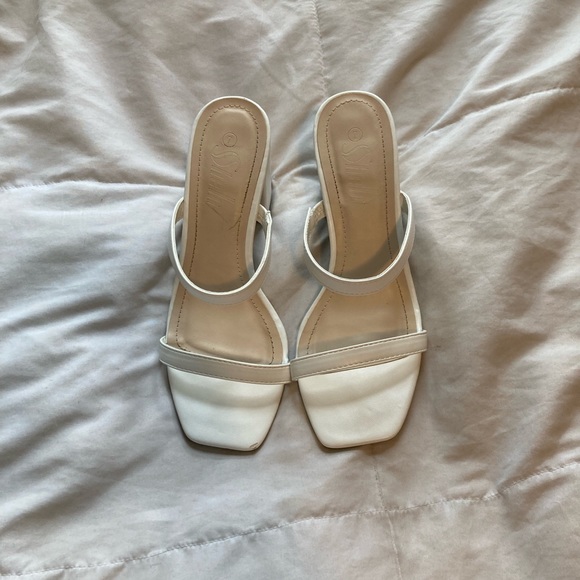 WHITE SHEIN HEELS - Picture 5 of 9